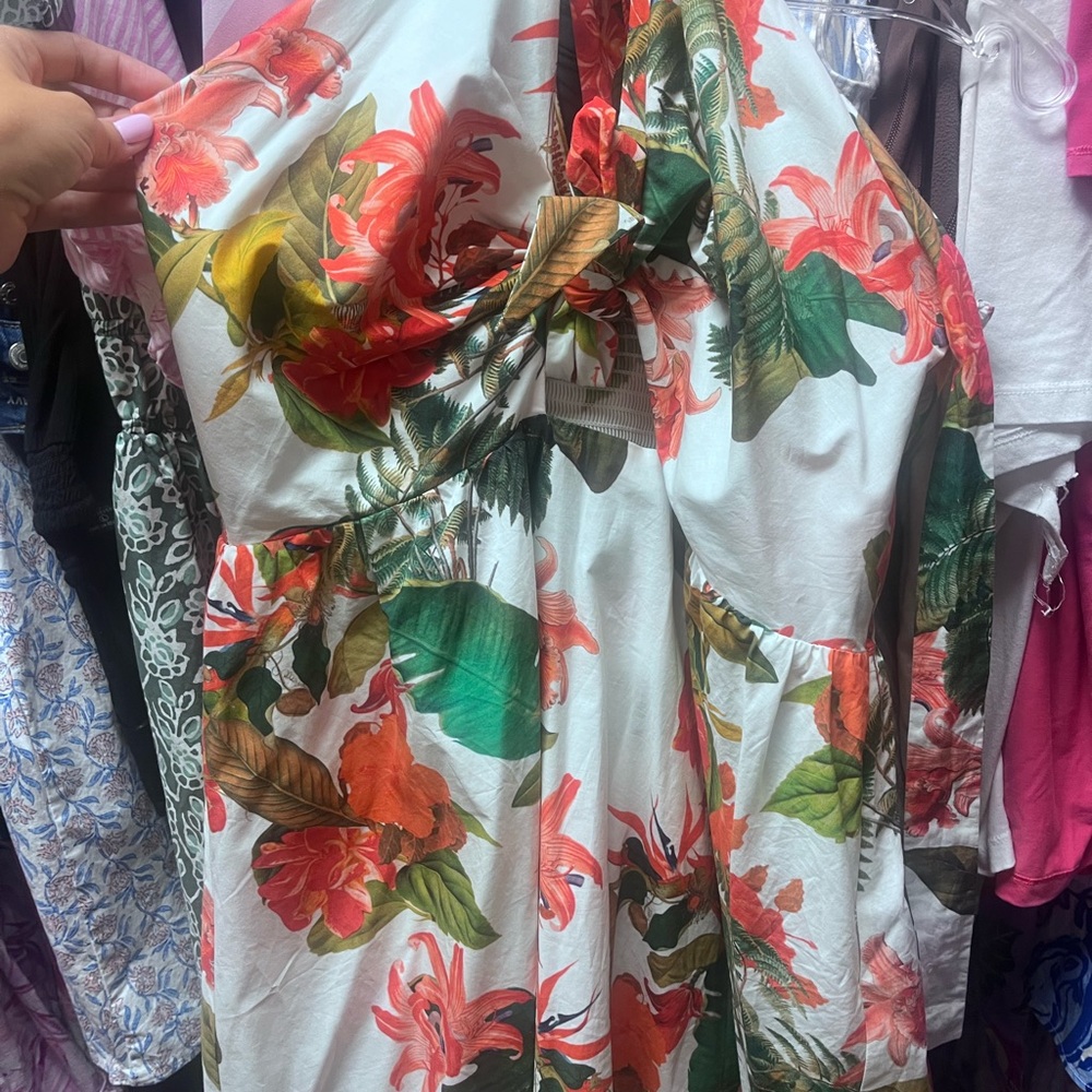 Gianni Bini: Floral Halter Dress